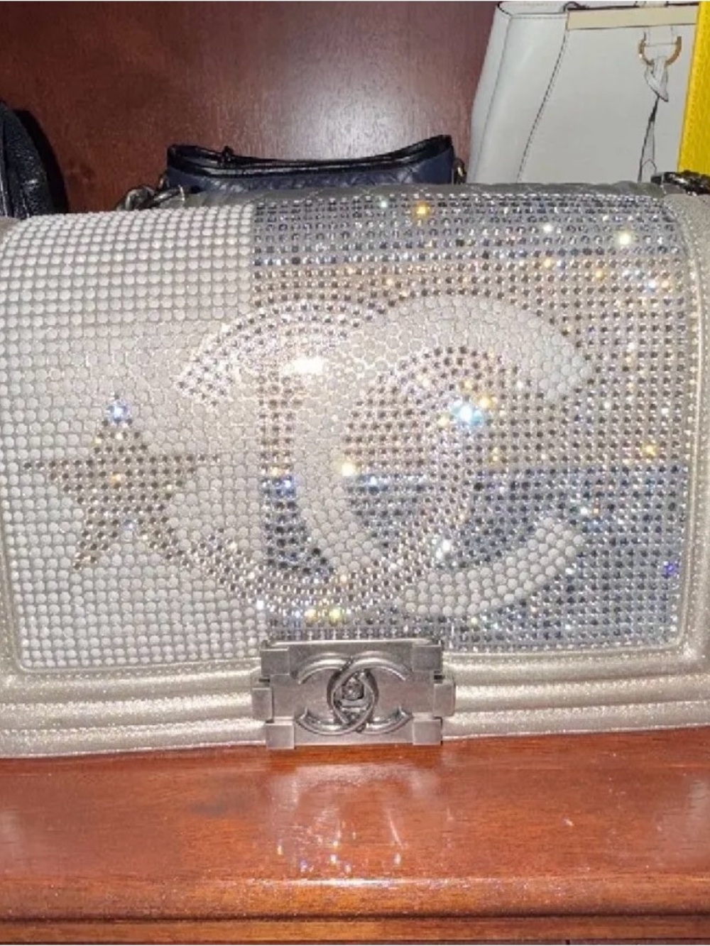 CHANEL Paris-Dallas Limited edition Strass bag series 19